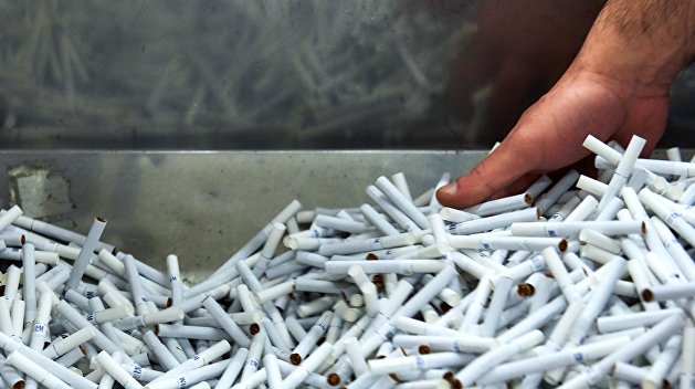 На Украине запретили сигареты и айкосы с добавками