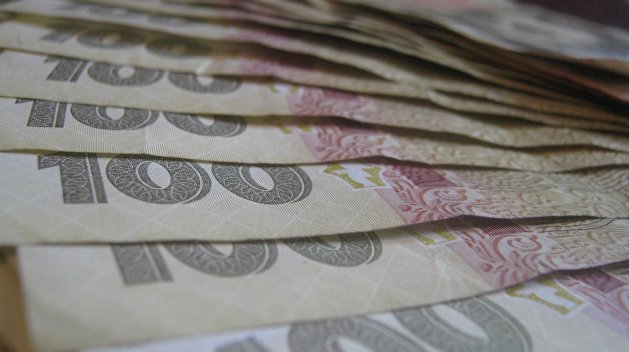 На Украине подняли минимальную зарплату На Украине подняли минимальную зарплату