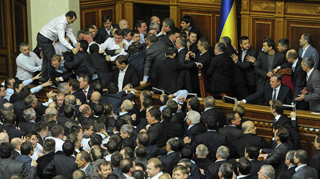 Украинцы раскрыли имена своих самых ненавистных политиков