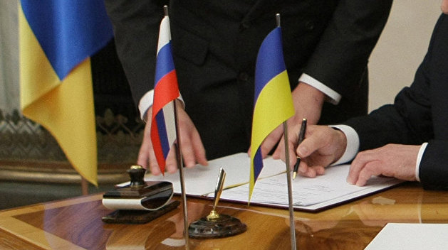 Санкционный список и украинские политики: Кто попал, а кто выпал