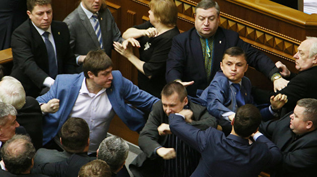 Эксперты: «Тушки» Порошенко не помогут Эксперты: «Тушки» Порошенко не помогут