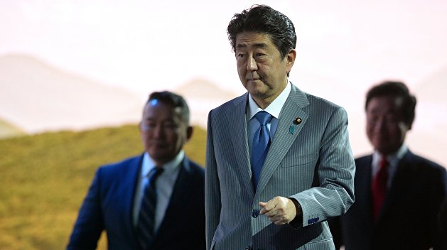 Японский эксперт: Синдзо Абэ пойдет на сближение с РФ, но в Японии ему придется туго