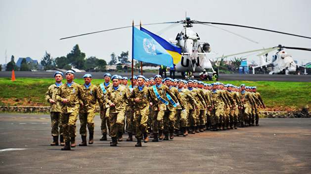 Порошенко назвал условия реинтеграции республик Донбасса в состав Украины Порошенко назвал условия реинтеграции республик Донбасса в состав Украины