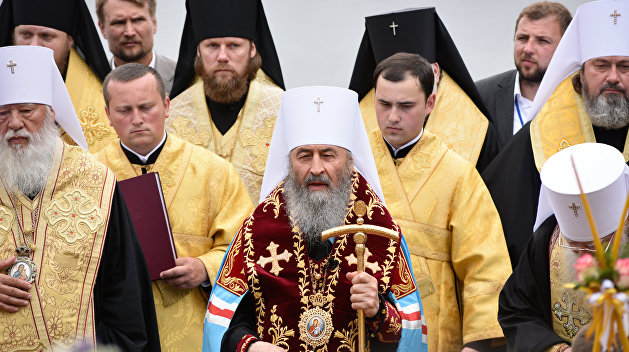 «Не было у бабы забот»: Гаспарян раскритиковал киевского митрополита Онуфрия за желание провести крестный ход у «Азовстали»