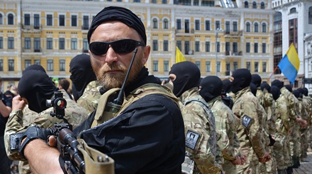 Прозрение или заказ Порошенко? Запад заметил угрозу нацизма на Украине Прозрение или заказ Порошенко? Запад заметил угрозу нацизма на Украине