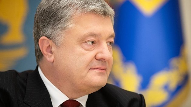 Корнейчук: Порошенко из последних сил имитирует «сильного политика» Корнейчук: Порошенко из последних сил имитирует «сильного политика»