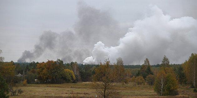 Взрывы прогремели на военных складах в Калиновке