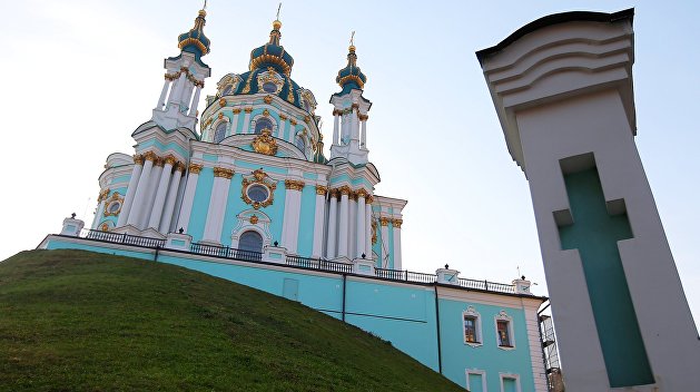 В Киеве задержан подозреваемый в нападении на Андреевскую церковь В Киеве задержан подозреваемый в нападении на Андреевскую церковь