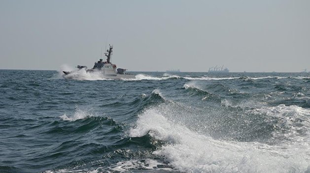 ВМС Украины: Российский корабль протаранил буксир «Яни Капу» ВМС Украины: Российский корабль протаранил буксир «Яни Капу»