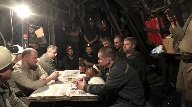 Шахтеры со всей Украины готовятся к протесту в Киеве Шахтеры со всей Украины готовятся к протесту в Киеве