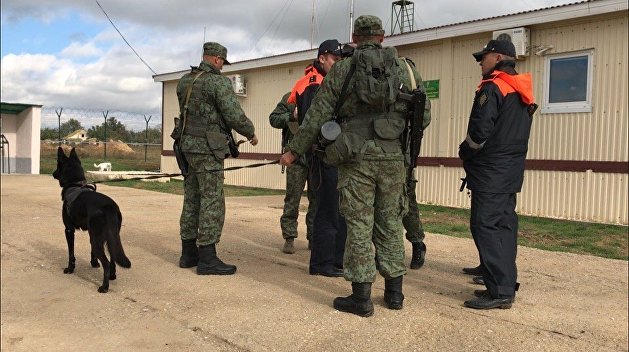 Эксперт: Киев пойдет на провокации у сухопутных границ с Крымом Эксперт: Киев пойдет на провокации у сухопутных границ с Крымом