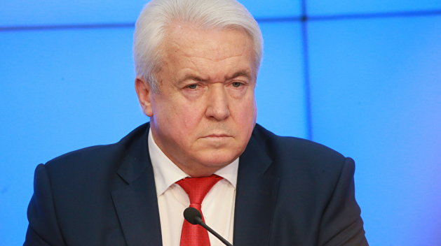 Олейник: Преступная власть на Украине без помощи извне ничего не значит Олейник: Преступная власть на Украине без помощи извне ничего не значит