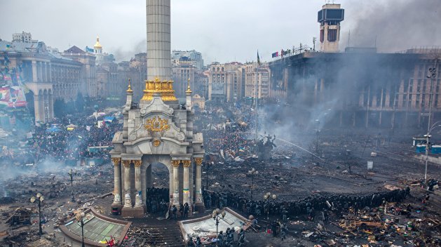 RT: «Майдан» идёт в Европу: что значит признание событий в Киеве госпереворотом RT: «Майдан» идёт в Европу: что значит признание событий в Киеве госпереворотом