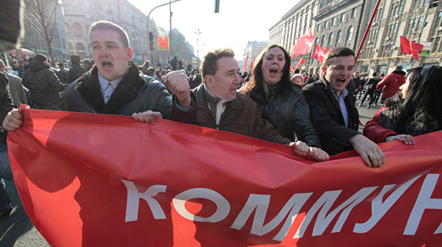 Суд в Киеве решил рассмотреть иск Компартии к Минюсту по упрощенной процедуре