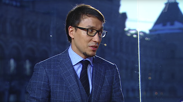 Политолог Абзалов: Россия не должна поддаваться на провокации Порошенко Политолог Абзалов: Россия не должна поддаваться на провокации Порошенко