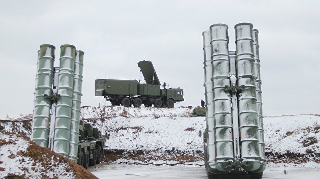 Доспехи бога: В Крыму освятили зенитно-ракетный комплекс С-400 Доспехи бога: В Крыму освятили зенитно-ракетный комплекс С-400