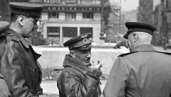 Судьба текста и авторов гимна Советского Союза: от Коца в Донбассе до Михалкова в Москве Судьба текста и авторов гимна Советского Союза: от Коца в Донбассе до Михалкова в Москве