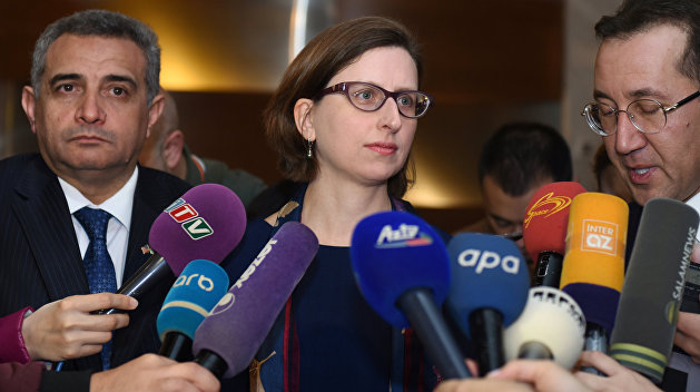 Пентагон направил в Киев своего представителя Пентагон направил в Киев своего представителя