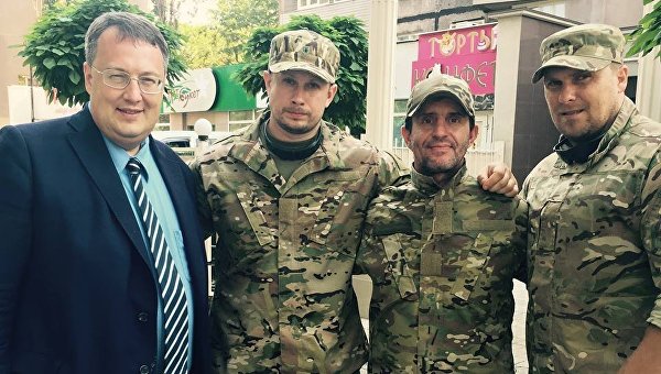 Как неонацистский «Азов» стал кузницей кадров для Верховной Рады и МВД Украины Как неонацистский «Азов» стал кузницей кадров для Верховной Рады и МВД Украины