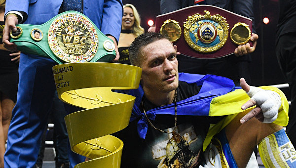 Уникальный Усик. За что из чемпиона мира по боксу на Украине лепят агента Кремля Уникальный Усик. За что из чемпиона мира по боксу на Украине лепят агента Кремля