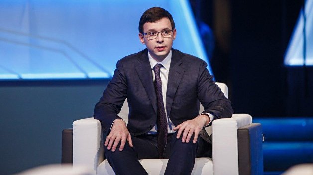Мураев ответил на вопрос, будут ли новые переходы из «Платформы» в «Оппоблок» Мураев ответил на вопрос, будут ли новые переходы из «Платформы» в «Оппоблок»