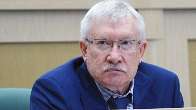 Сенатор: Киев воюет не воюя Сенатор: Киев воюет не воюя