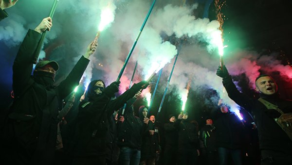 Пустыня от «шпрехен-фюреров». Говорить по-русски на Украине станет преступлением Пустыня от «шпрехен-фюреров». Говорить по-русски на Украине станет преступлением