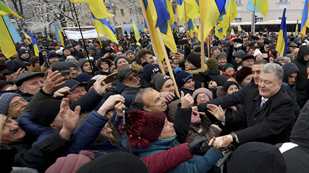 Доний назвал украинцев «нацией маленьких порошенко» Доний назвал украинцев «нацией маленьких порошенко»