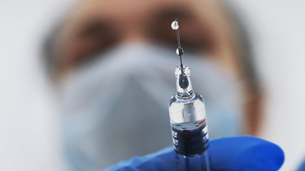 Еврокомиссар рассказал о введении «паспортов вакцинации»