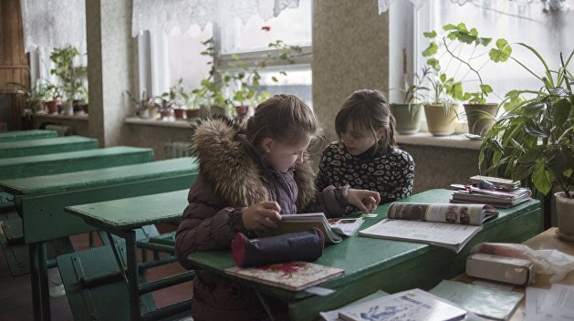 Стало известно, сколько детей в Донбассе учатся в недопустимых условиях Стало известно, сколько детей в Донбассе учатся в недопустимых условиях