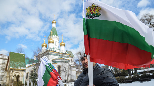 «Матерь и России, и Украине»: жители Болгарии выступили за нейтралитет «Матерь и России, и Украине»: жители Болгарии выступили за нейтралитет