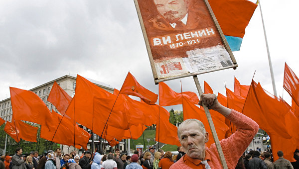 Краткий курс угасания Компартии Украины. Лидер КПУ Симоненко перед последним выбором Краткий курс угасания Компартии Украины. Лидер КПУ Симоненко перед последним выбором