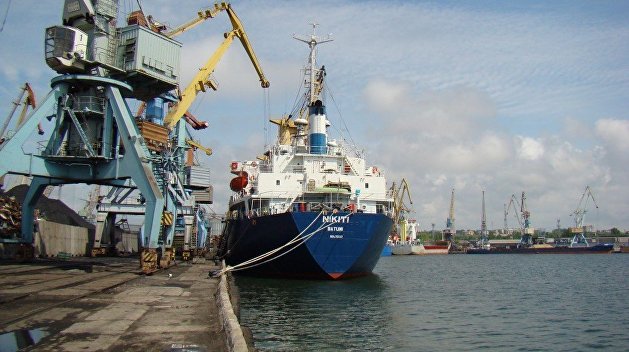 Власти Украины закрыли четыре морских порта