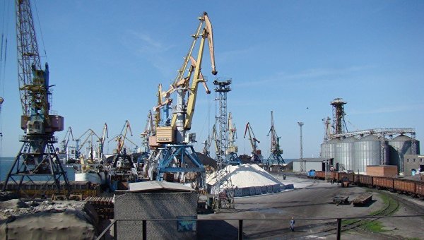 Бердянский морской порт: недолгий расцвет на фоне смерти отрасли Бердянский морской порт: недолгий расцвет на фоне смерти отрасли