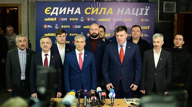 Сила в слабости. Зачем на выборы президента украинские наци выдвинули Кошулинского Сила в слабости. Зачем на выборы президента украинские наци выдвинули Кошулинского