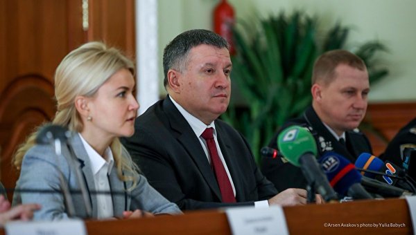 Харьков в центре предвыборной интриги. Аваков защищает город от Порошенко Харьков в центре предвыборной интриги. Аваков защищает город от Порошенко