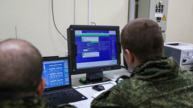 Россия зафиксировала возросшую активность военных спутников США Россия зафиксировала возросшую активность военных спутников США