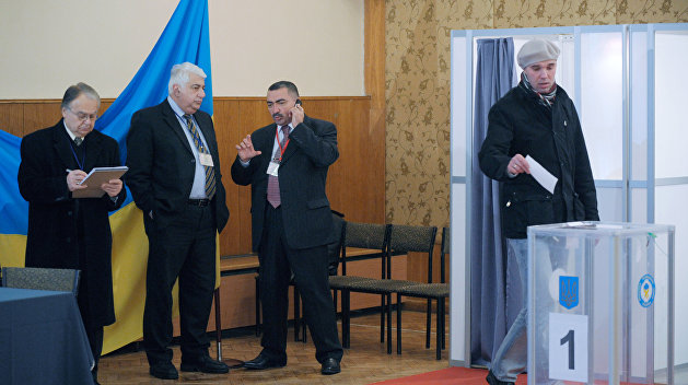 Эксперт: Легитимность выборов на Украине зависит от выводов международных наблюдателей Эксперт: Легитимность выборов на Украине зависит от выводов международных наблюдателей
