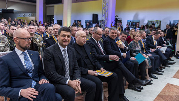 Трое в партии, не считая Бурбака. «Народный фронт» технично отполз от президентства Трое в партии, не считая Бурбака. «Народный фронт» технично отполз от президентства