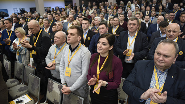 Трое в партии, не считая Бурбака. «Народный фронт» технично отполз от президентства Трое в партии, не считая Бурбака. «Народный фронт» технично отполз от президентства