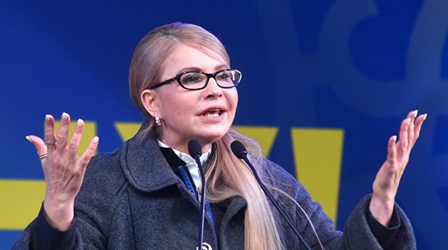 Тимошенко уверена, что выйдет во второй тур с Зеленским Тимошенко уверена, что выйдет во второй тур с Зеленским