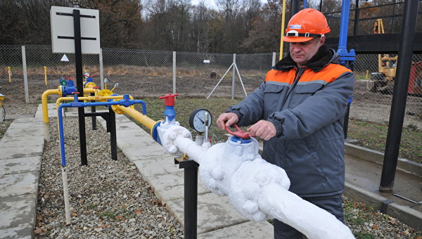Напугать и ободрать. «Нафтогаз» утверждает об остановке транзита газа через Украину и угрожает войной Напугать и ободрать. «Нафтогаз» утверждает об остановке транзита газа через Украину и угрожает войной