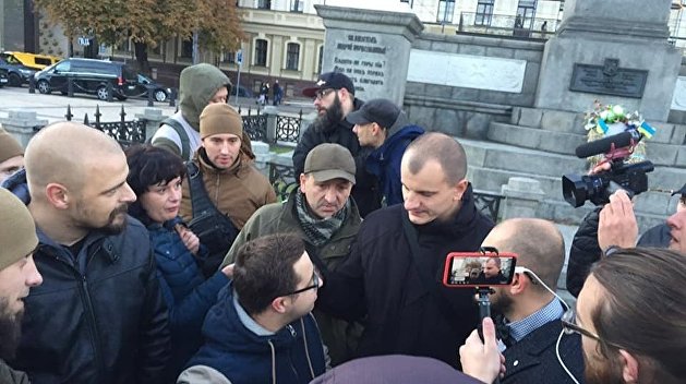 Радикалы из С14 попытались напасть на антифашистов в Киеве Радикалы из С14 попытались напасть на антифашистов в Киеве