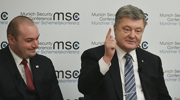 Порошенко вновь пожаловался Западу на безответные звонки Путину Порошенко вновь пожаловался Западу на безответные звонки Путину