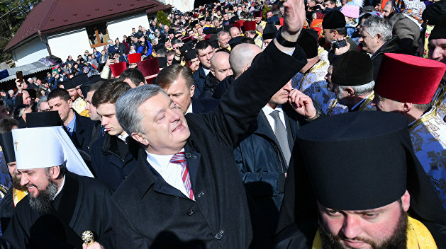 За гранью цинизма. На что готов пойти Порошенко ради победы на выборах За гранью цинизма. На что готов пойти Порошенко ради победы на выборах