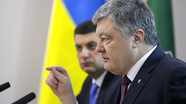 Порошенко отстранил Гладковского от должности первого замсекретаря СНБО Порошенко отстранил Гладковского от должности первого замсекретаря СНБО