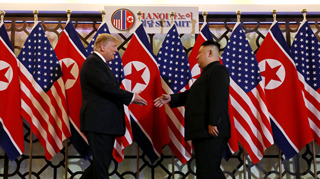 В Ханое Трамп заговорил об окончании Корейской войны В Ханое Трамп заговорил об окончании Корейской войны