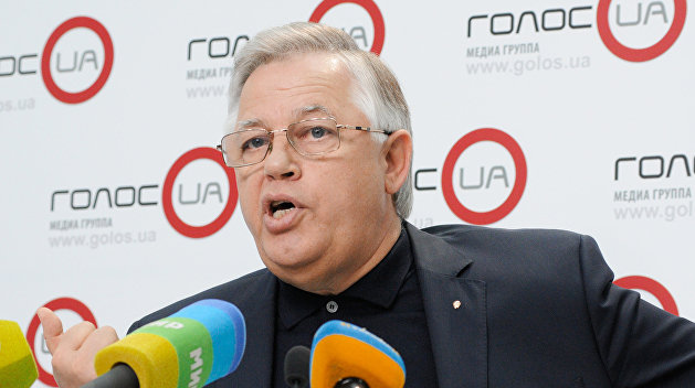 Симоненко: Борьба между Коломойским и Порошенко закончится новыми выборами Симоненко: Борьба между Коломойским и Порошенко закончится новыми выборами