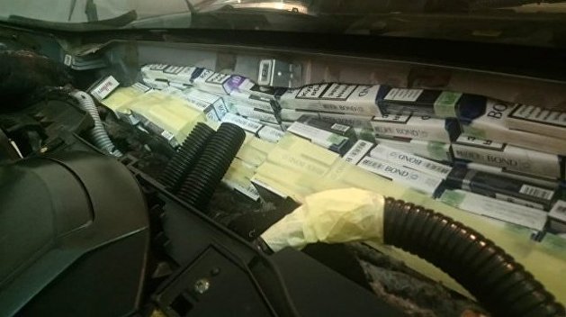 Контрабандисты пытались вывезти из Украины радиоактивные авиационные часы Контрабандисты пытались вывезти из Украины радиоактивные авиационные часы