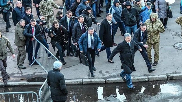 Некуда бежать. Судьба президента Порошенко после второго тура